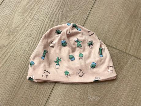 Čiapka s kaktusmi reserved, reserved,80