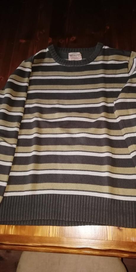 Balík oblečenia, m