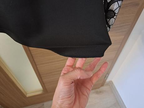 Čierne mini šaty s čipkou, l