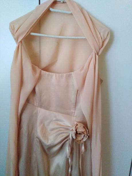 Spoločenské šaty, m