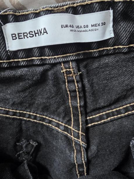 Buggy kratasy bermudy, bershka,l
