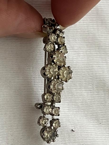 Starozitna strasova brosna efektna sperk, 