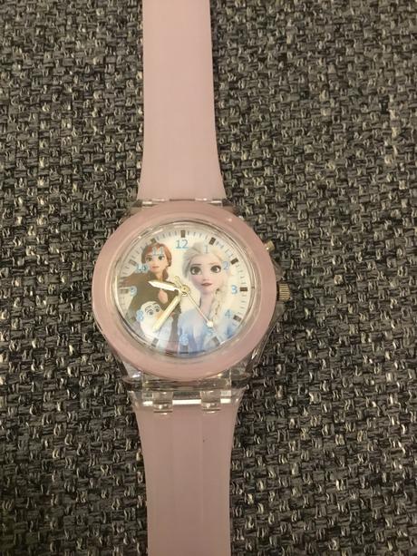 Nové svietiace hodinky elsa frozen, 