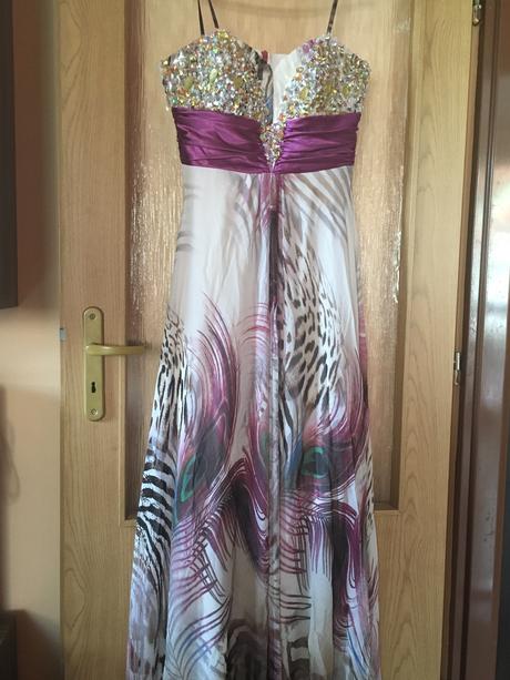 Dámske spoločenské šaty, 44