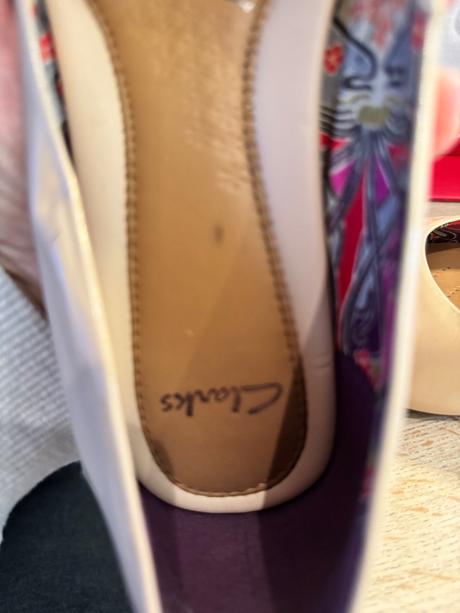 Kožené lodičky s ružovou špičkou, clarks,38