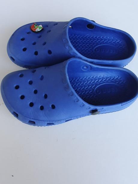 Kroksy, 33