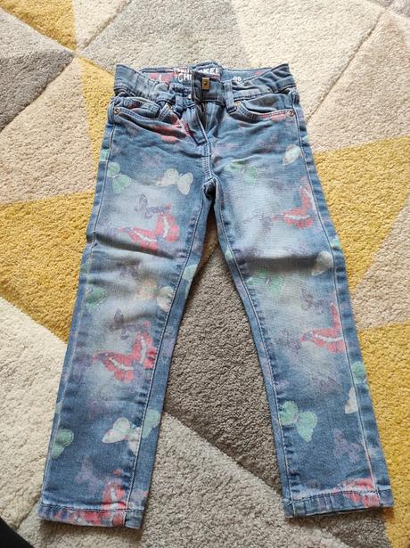 Balík oblečenia 92 a 98 možné kúpiť aj osobitne, 86–98