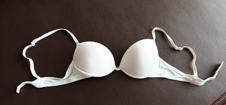 Posledné 3 kusy - biele podprsenky super stav, l