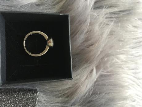 Strieborný nahrdelnik, prstene, 