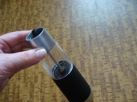 El. mlynček na korenie,