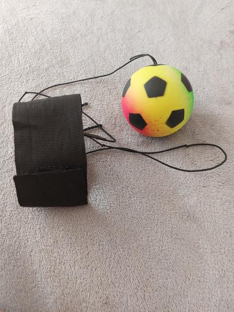 Lopta na šnúrke, 