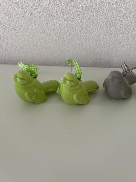 Závesné vtáčiky,