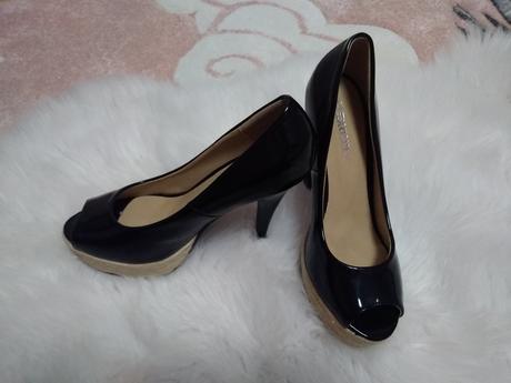 Topánky na podpätku, 39