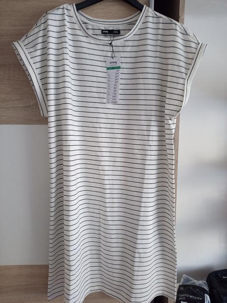 Šaty xl, sinsay,xl