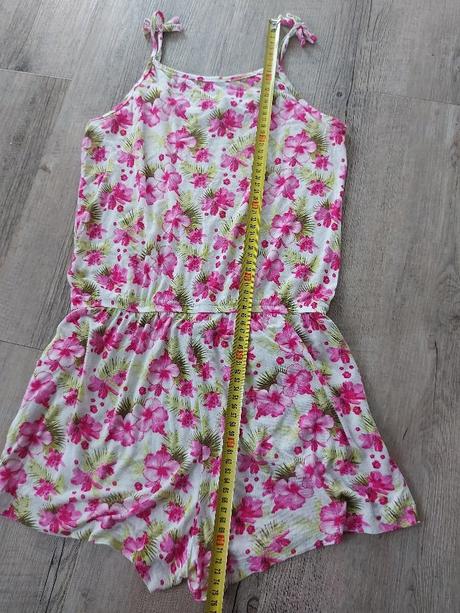 Rúžové kvetinové opaľovačky, pepperts,152