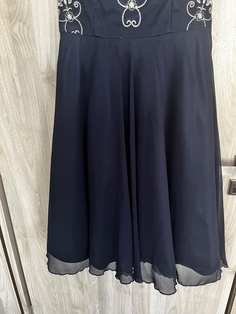 Spolocenske saty swing, m