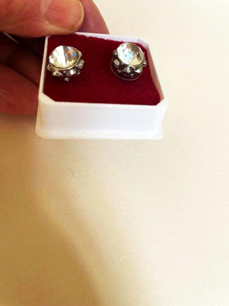 Náušnice s očkom,