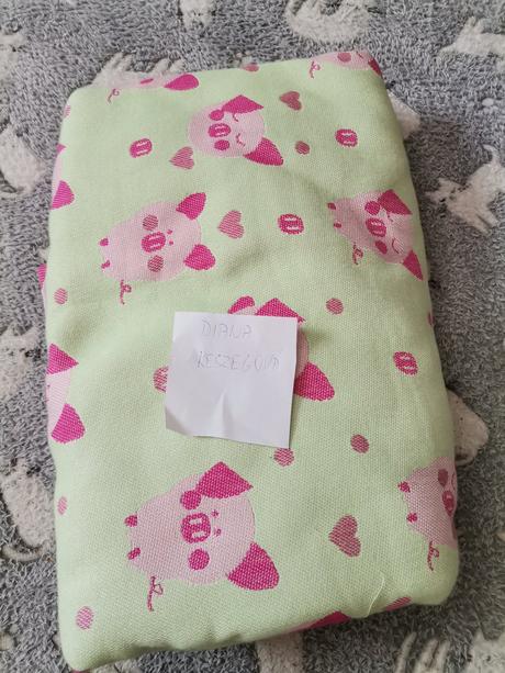 Lollywovens oink oink šatka, 