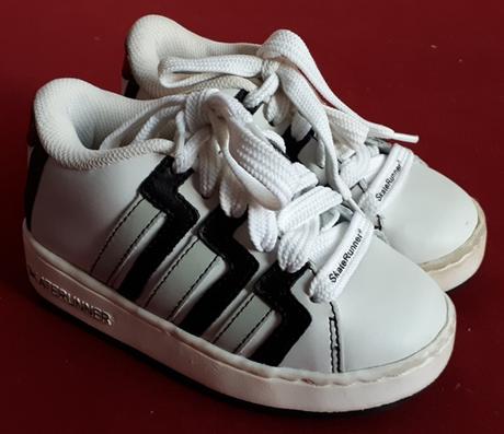 Botasky s kolieskami, 32