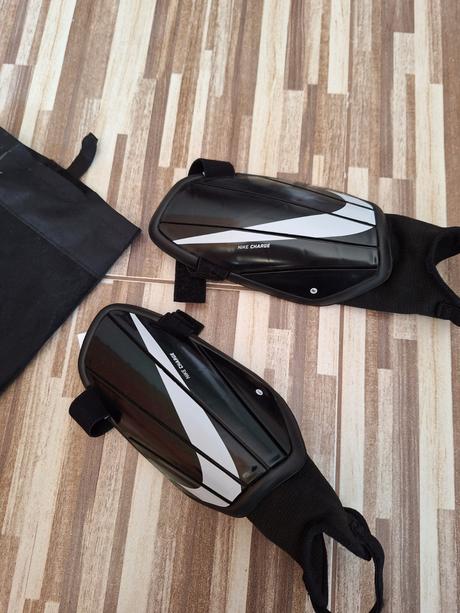 Futbalové chrániče, 