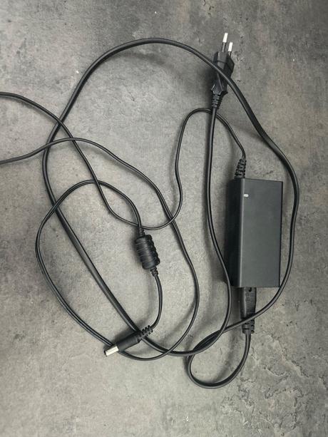 Jbl reproduktor,