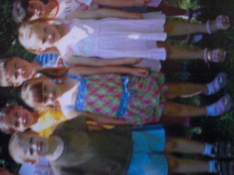 Viacúčelové šatičky, 98