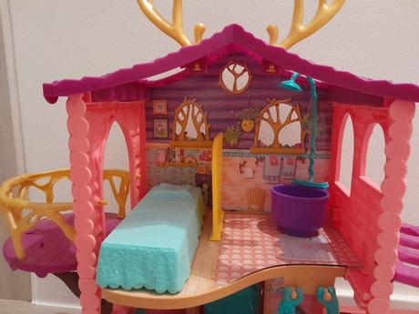 Domček pre bábiky, 