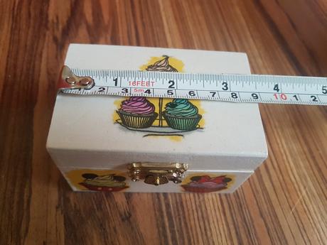 Ozdobna krabicka a doza, 