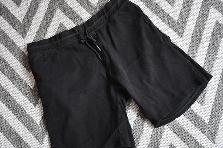 Teplákové šortky, reserved,l