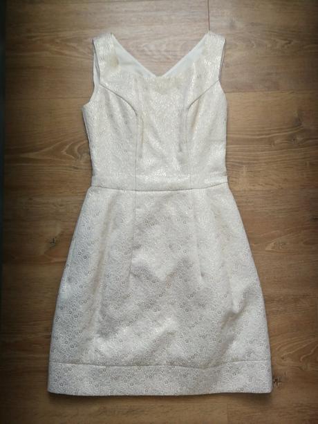 Spoločenské šaty, 36