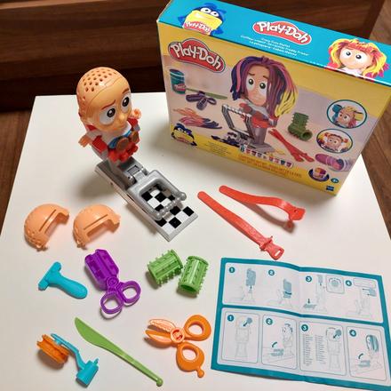 Play-doh kaderníctvo,