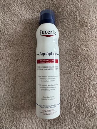 Eucerin aquaphor regeneračná masť v spreji,