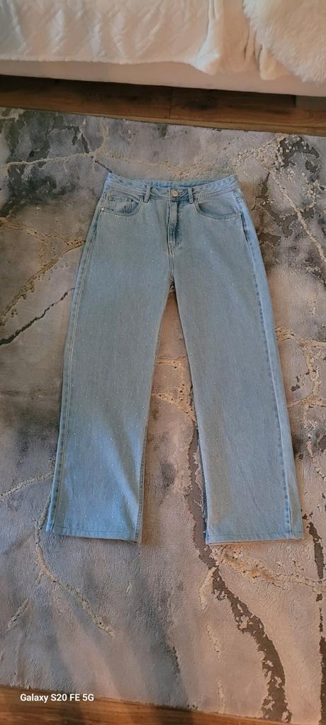 Siroke nohavice s trblietkami č.40, 40