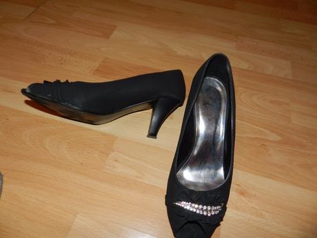 Cierne topanocky, 40