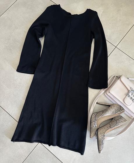 Čierne pletené šaty, s