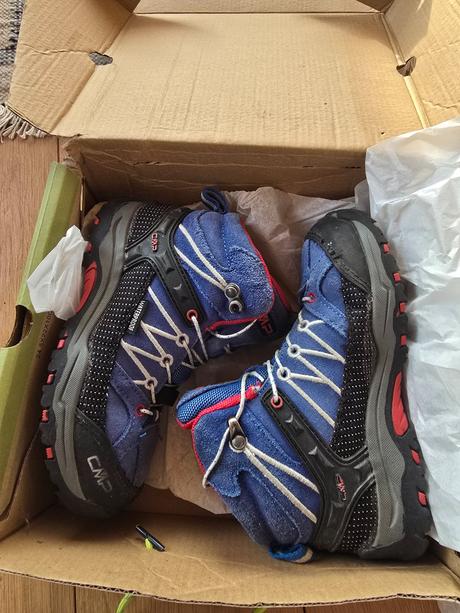 Turisticke/outdoorove topanky, cmp,30