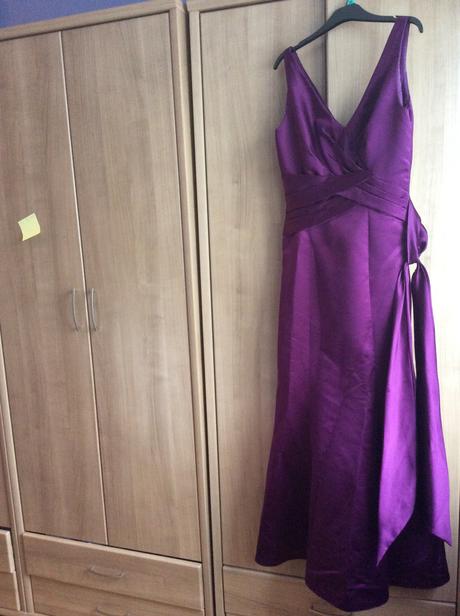 Spoločenské šaty, 38