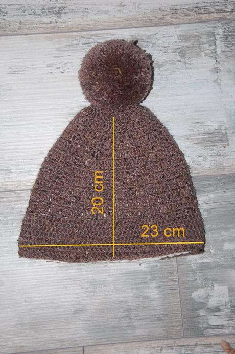 Ručne háčkovaná čiapka, 80