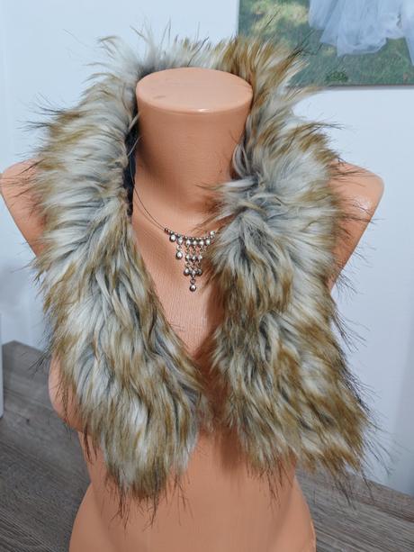 Kožušina, limec na bundu,kabát, cokolvek,