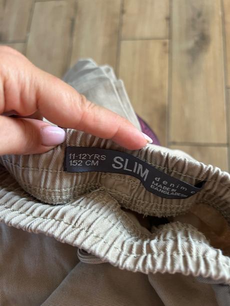 Chino nohavice, primark,152