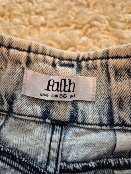 Rifle s vysokým pásom, 36