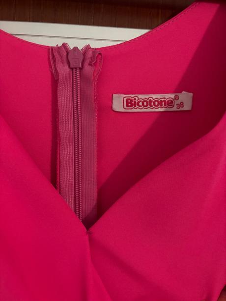 Predám spoločenský overal, 38