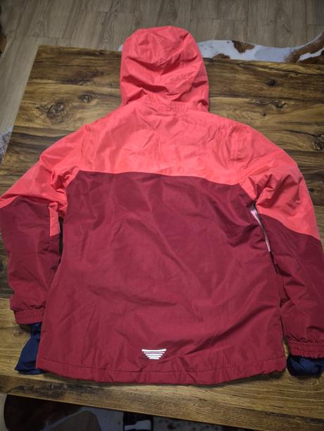 Dievcenska bunda, crivit,146