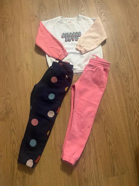 2x tepláky a mikina 122, f&f,122