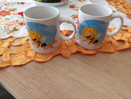 Hrnčeky včielka maja už len jeden, 