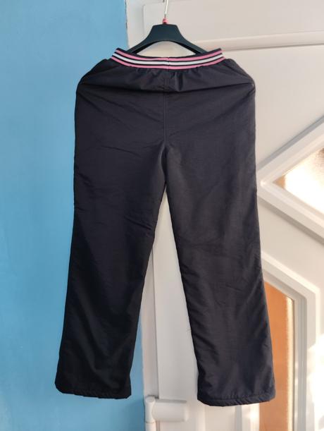 Hrubé nohavice, 134