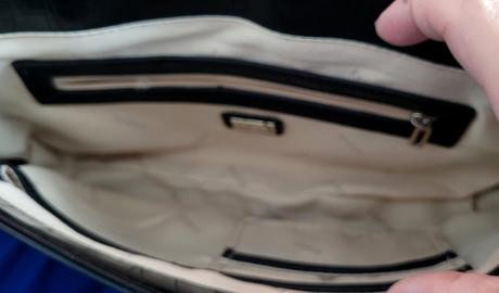 Kabelka guess, guess