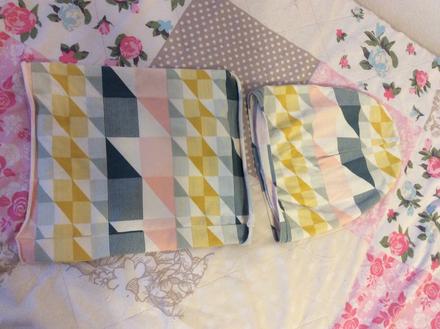 Čiapka a nakrcnik, 122