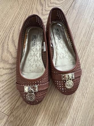 Veľmi pekne topánky zn. michael kors, michael kors,30