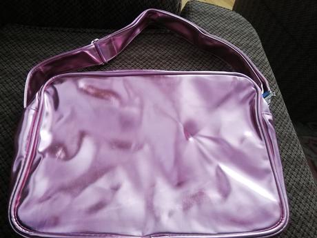 Väčšia kabelka nancy,